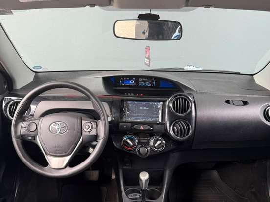 TOYOTA-ETIOS-1.5 XS 16V FLEX 4P AUTOMÁTICO TOYOTA-ETIOS-2016