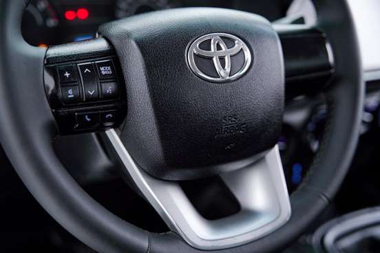TOYOTA-HILUX-2.8 D-4D TURBO DIESEL CD POWER PACK 4X4 MANUAL TOYOTA-HILUX-2022