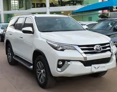 TOYOTA HILUX SW4 2.8 SRX 4X4 16V TURBO INTERCOOLER DIESEL 4P AUTOMÁTICO TOYOTA HILUX SW4 2.8 SRX 4X4 16V TURBO INTERCOOLER DIESEL 4P AUTOMÁTICO