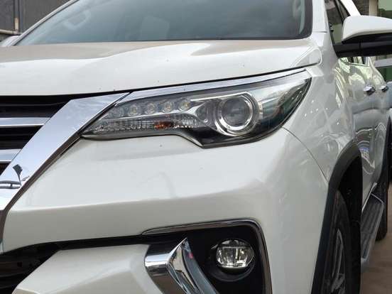 TOYOTA-HILUX SW4-2.8 SRX 4X4 16V TURBO INTERCOOLER DIESEL 4P AUTOMÁTICO TOYOTA-HILUX SW4-2018