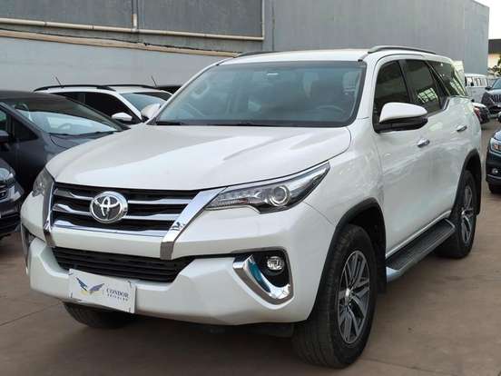 TOYOTA-HILUX SW4-2.8 SRX 4X4 16V TURBO INTERCOOLER DIESEL 4P AUTOMÁTICO TOYOTA-HILUX SW4-2018
