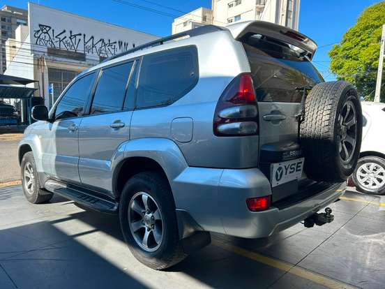 TOYOTA-LAND CRUISER PRADO-3.0 4X4 TURBO INTERCOOLER DIESEL 4P AUTOMÁTICO TOYOTA-LAND CRUISER PRADO-2005