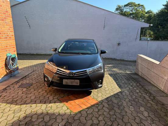 TOYOTA-COROLLA-2015