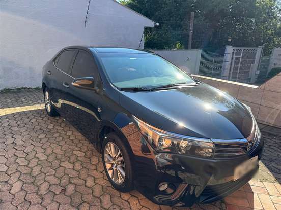 TOYOTA-COROLLA-2015