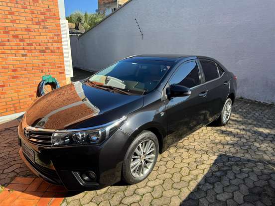 TOYOTA-COROLLA-2015