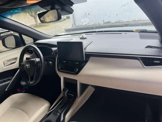 TOYOTA-COROLLA CROSS-2023