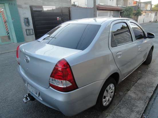 TOYOTA-ETIOS-1.5 X SEDAN 16V FLEX 4P MANUAL TOYOTA-ETIOS-2016