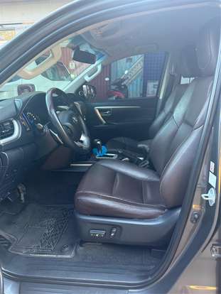 TOYOTA-HILUX SW4-2018