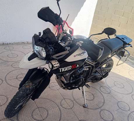 TRIUMPH-TIGER 800 XCA TRIUMPH-TIGER 800 XCA-2016