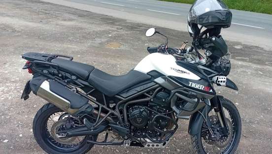 TRIUMPH-TIGER 800 XCA-2016