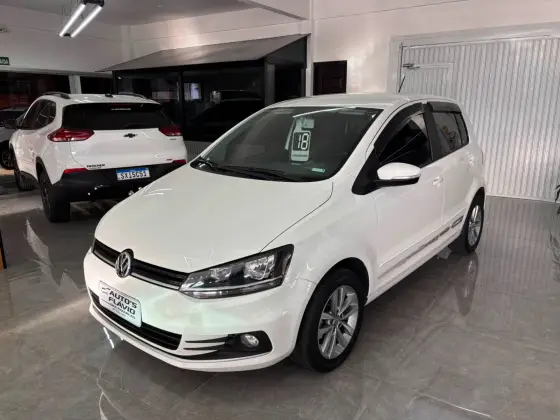 VOLKSWAGEN FOX 1.6 MSI TOTAL FLEX CONNECT 4P MANUAL VOLKSWAGEN FOX 1.6 MSI TOTAL FLEX CONNECT 4P MANUAL