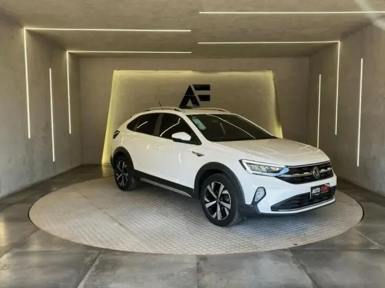 VOLKSWAGEN NIVUS 1.0 200 TSI TOTAL FLEX HIGHLINE AUTOMÁTICO