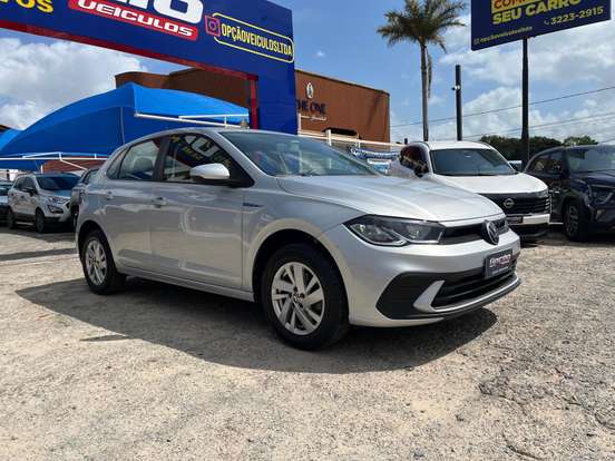 VOLKSWAGEN-POLO-2024