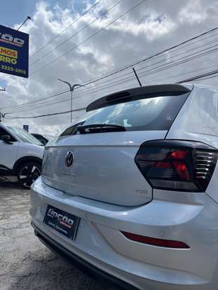 VOLKSWAGEN-POLO-2024