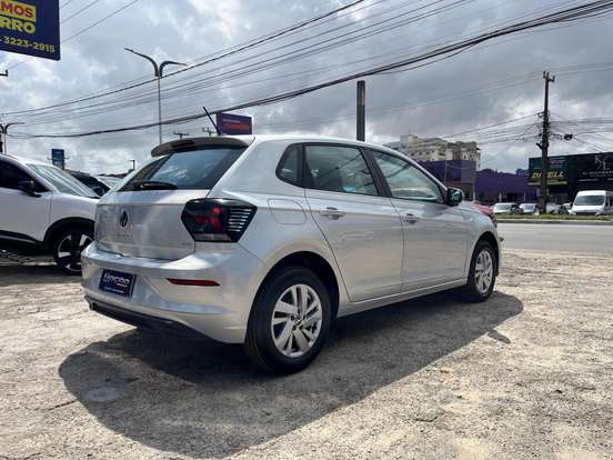 VOLKSWAGEN-POLO-2024