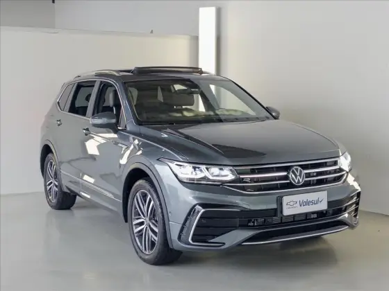 VOLKSWAGEN TIGUAN 2.0 300 TSI GASOLINA ALLSPACE R-LINE AUTOMÁTICO VOLKSWAGEN TIGUAN 2.0 300 TSI GASOLINA ALLSPACE R-LINE AUTOMÁTICO