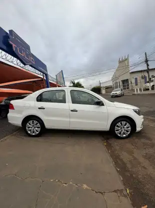 VOLKSWAGEN-VOYAGE-2022
