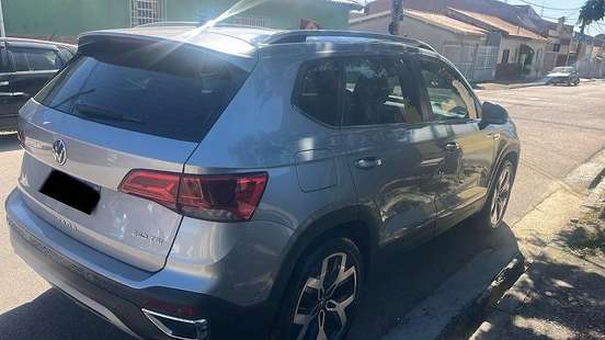 VOLKSWAGEN-TAOS-2024