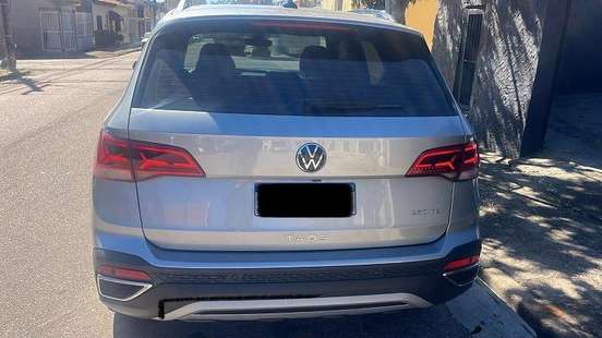 VOLKSWAGEN-TAOS-2024