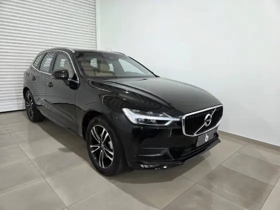 VOLVO XC60 2.0 T5 GASOLINA MOMENTUM AWD GEARTRONIC VOLVO XC60 2.0 T5 GASOLINA MOMENTUM AWD GEARTRONIC