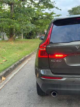 VOLVO-XC60-2018