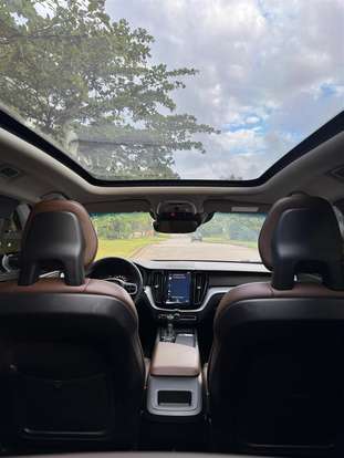 VOLVO-XC60-2018