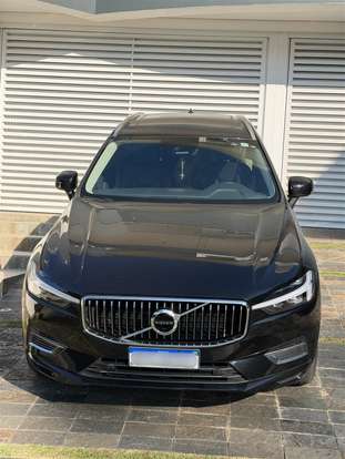 VOLVO-XC60-2021