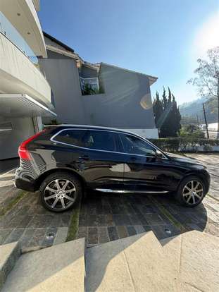 VOLVO-XC60-2021