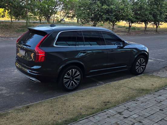 VOLVO-XC90-2.0 T6 GASOLINA MOMENTUM AWD GEARTRONIC VOLVO-XC90-2019