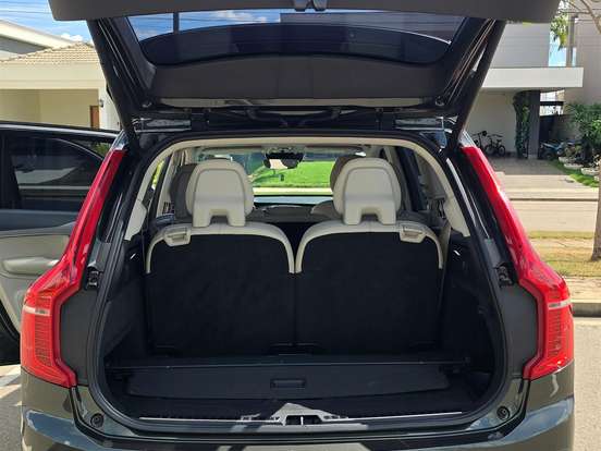 VOLVO-XC90-2.0 T6 GASOLINA MOMENTUM AWD GEARTRONIC VOLVO-XC90-2019