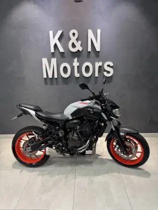 YAMAHA MT-07 ABS YAMAHA MT-07 ABS