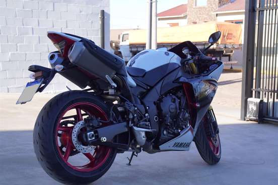 YAMAHA-YZF R1 YAMAHA-YZF R1-2012