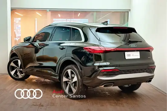 AUDI-Q5-2.0 TFSI GASOLINA ADVANCED QUATTRO S TRONIC AUDI-Q5-2025