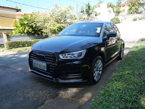 AUDI-A1-2015