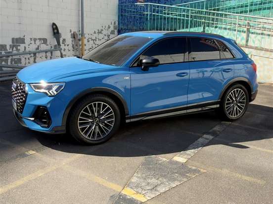 AUDI-Q3-2.0 40 TFSI GASOLINA PERFORMANCE BLACK QUATTRO TIPTRONIC AUDI-Q3-2022
