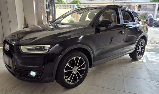 AUDI-Q3-2012
