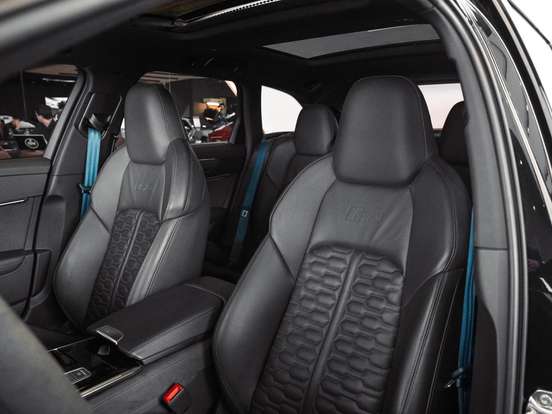 AUDI-RS6-2025