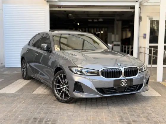 BMW 320i 2.0 16V TURBO FLEX SPORT GP AUTOMÁTICO BMW 320i 2.0 16V TURBO FLEX SPORT GP AUTOMÁTICO