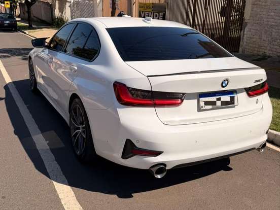 BMW-320i-2.0 16V TURBO GASOLINA SPORT GP AUTOMÁTICO BMW-320i-2020