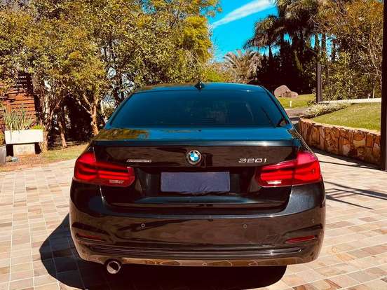 BMW-320i-2.0 SPORT 16V TURBO ACTIVE FLEX 4P AUTOMÁTICO BMW-320i-2018