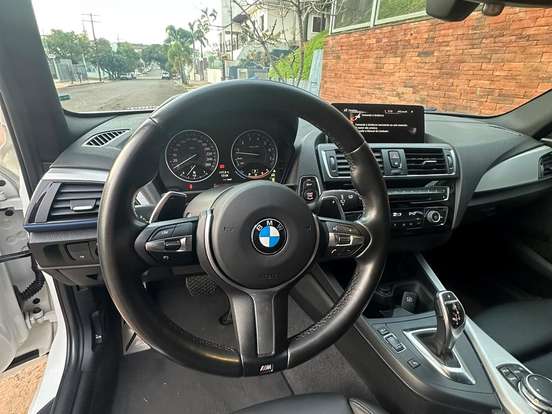 BMW-M 135i-3.0 24V TURBO GASOLINA 4P AUTOMÁTICO BMW-M 135i-2016