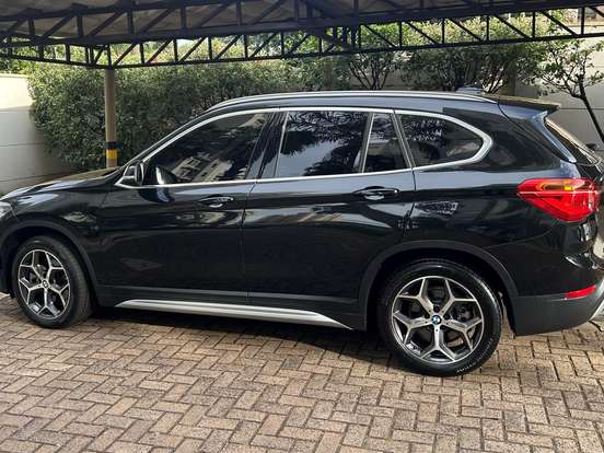 BMW-X1-2.0 16V TURBO ACTIVEFLEX SDRIVE20I GP 4P AUTOMÁTICO BMW-X1-2019