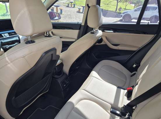 BMW-X1-2.0 16V TURBO ACTIVEFLEX SDRIVE20I X-LINE 4P AUTOMÁTICO BMW-X1-2021