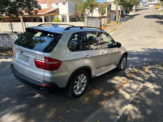 BMW-X5-2008