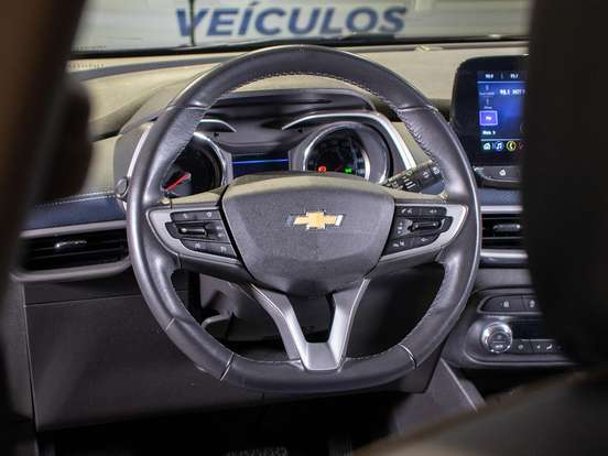 CHEVROLET-TRACKER-2024