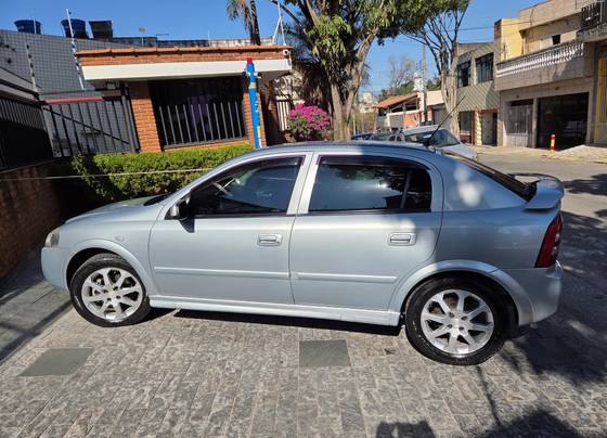 CHEVROLET ASTRA 2.0 MPFI ADVANTAGE 8V FLEX 4P MANUAL