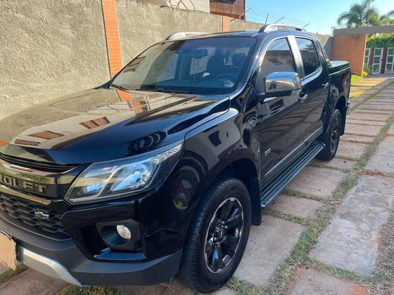 CHEVROLET S10 2.8 16V TURBO DIESEL HIGH COUNTRY CD 4X4 AUTOMÁTICO