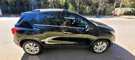 CHEVROLET-TRACKER-2017