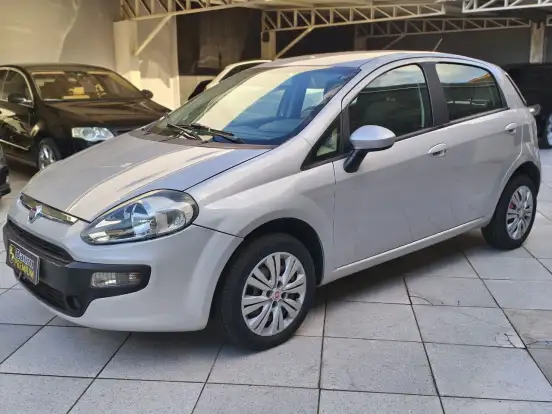 FIAT-PUNTO-2014