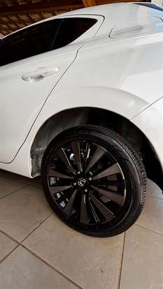 HONDA-CITY-1.5 i-VTEC FLEX HATCH TOURING CVT HONDA-CITY-2025